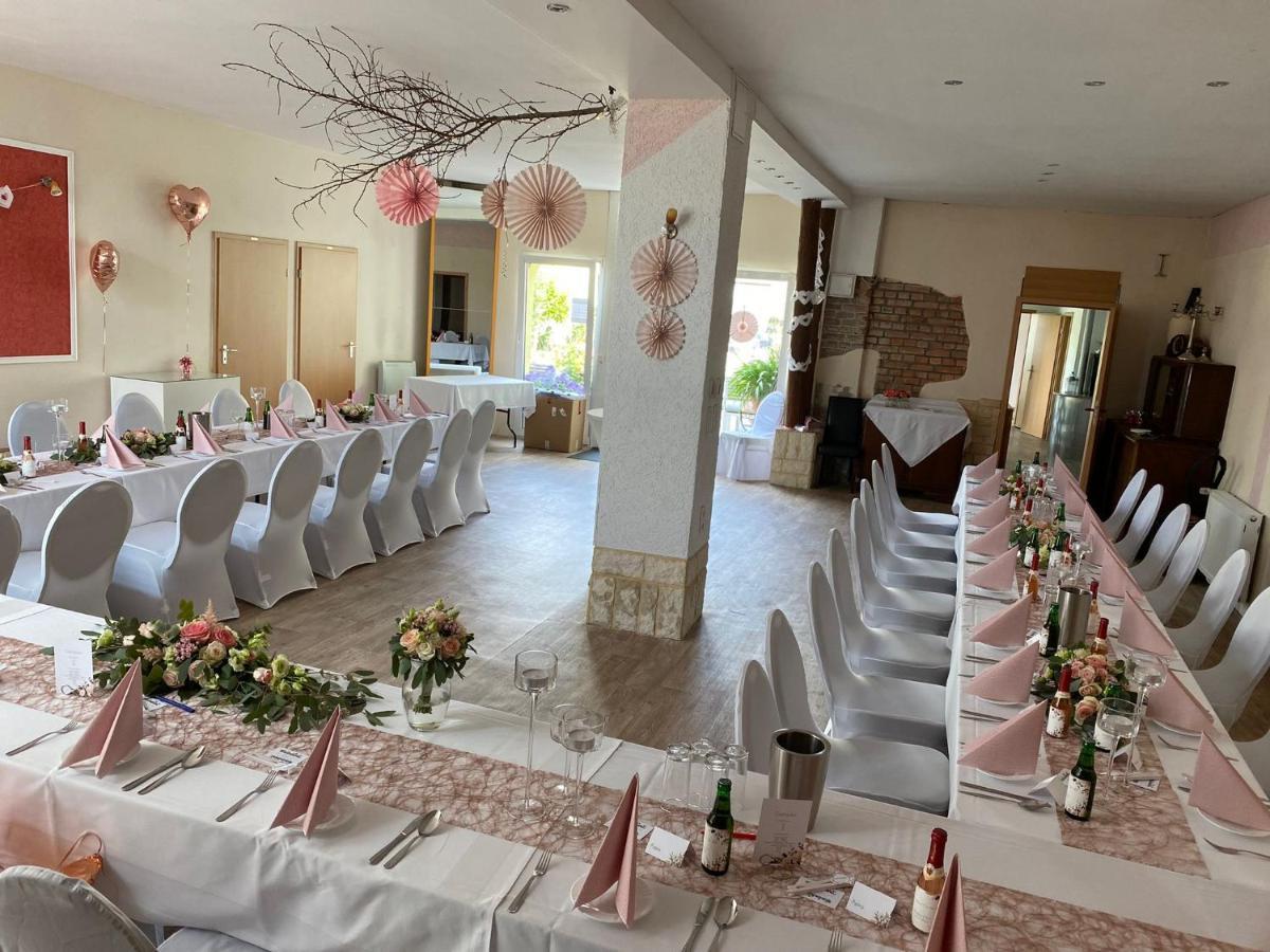 Prodel Pension Elisabeth Am Elberadweg מראה חיצוני תמונה